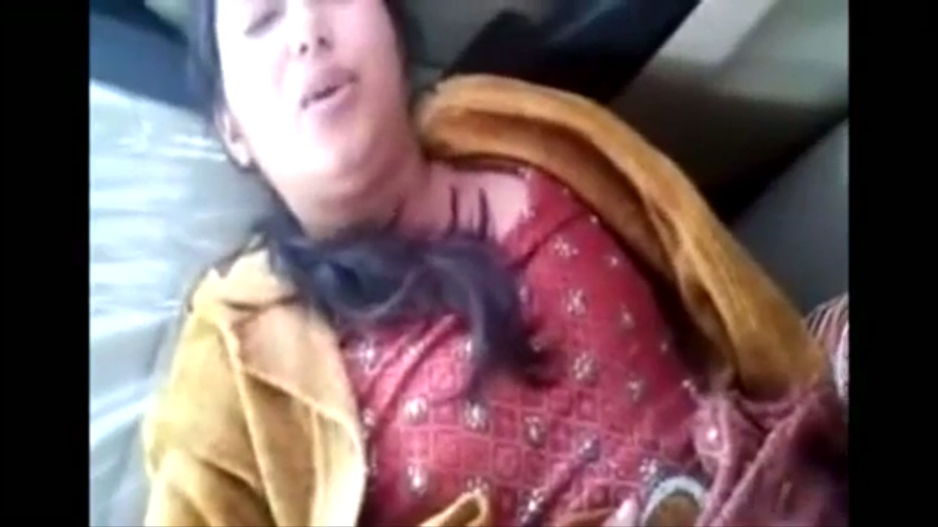 My Indian Girlfriend Fucked In Car - XXXRAPID.COM